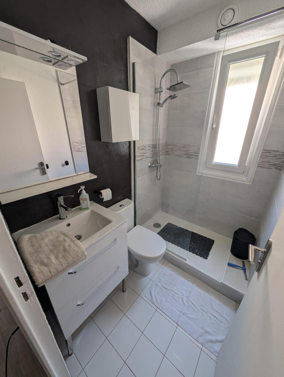 Appartement Au Pied De La Plage - Saint Cyprien Exterior photo